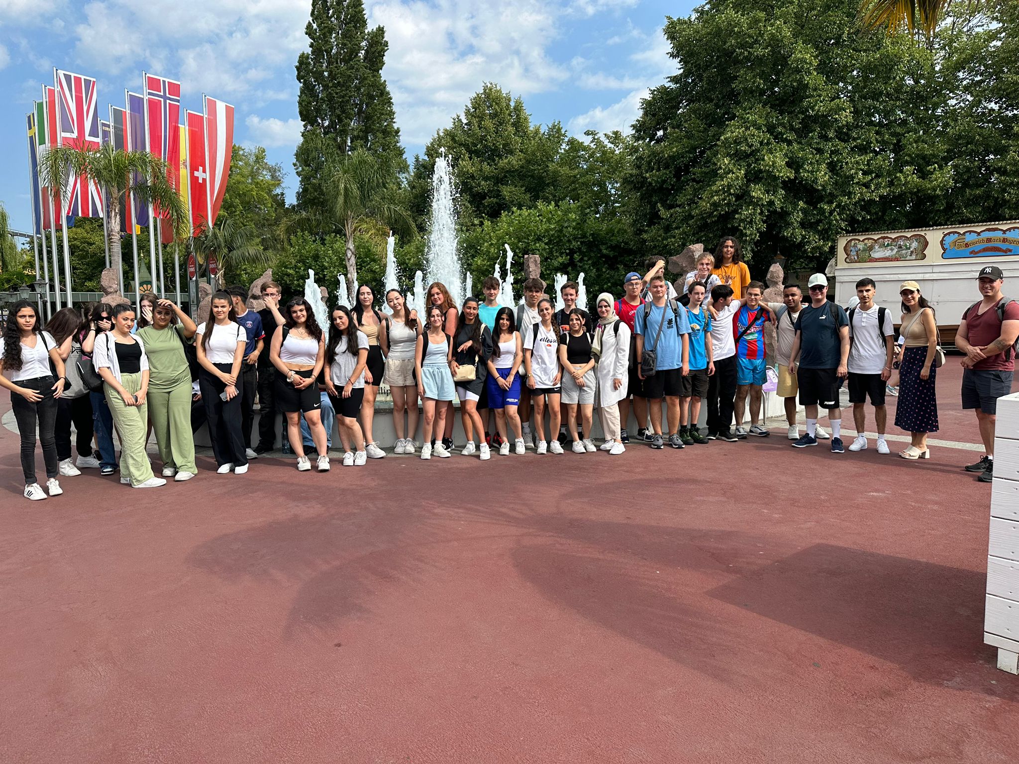 Schülergruppe der Nordstadtschule im Europapark